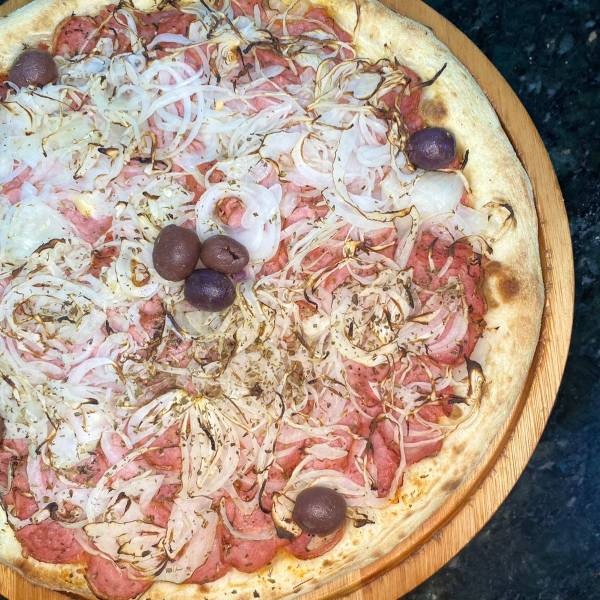 Pizza de CALABRESA